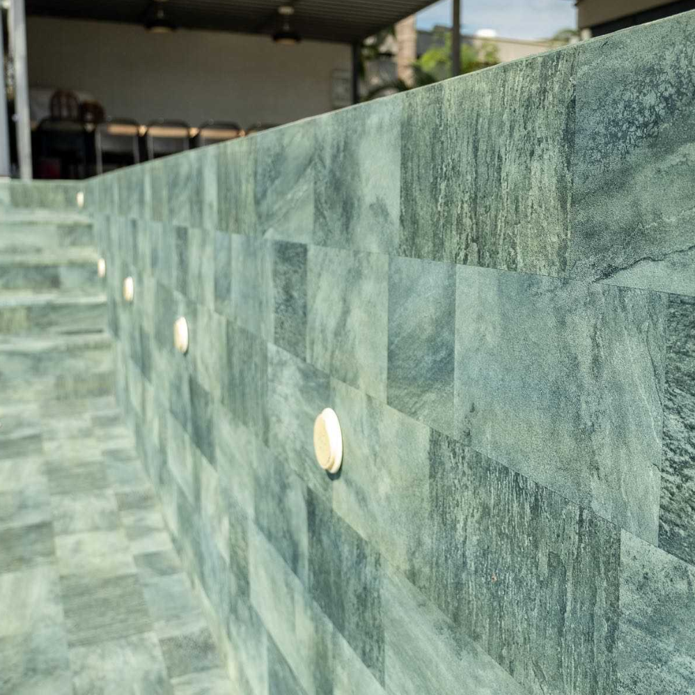 LAM. STONETILE EMERALD ROL. 1,65X25