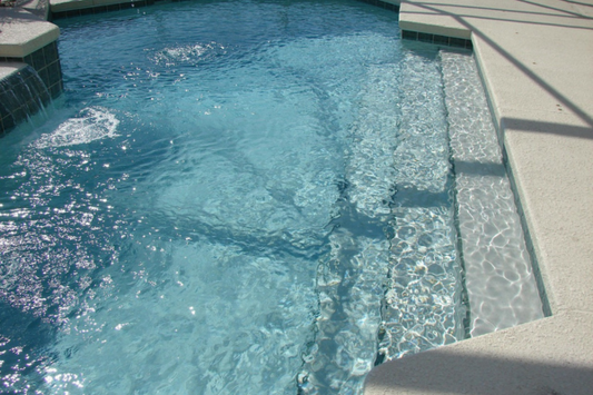 La filtración de la piscina, fundamental para su disfrute